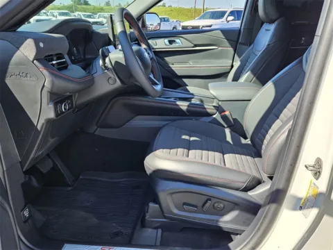 More photos of 2025 Ford Explorer ST-Line at Brannen Motor Company, GA