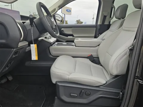 More photos of 2025 Ford Expedition Active at Brannen Motor Company, GA