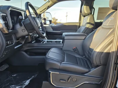 More photos of 2026 Ford Super Duty F-350 SRW Platinum at Brannen Motor Company, GA