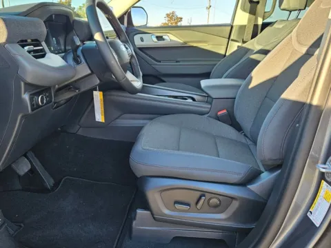 More photos of 2026 Ford Explorer Active at Brannen Motor Company, GA