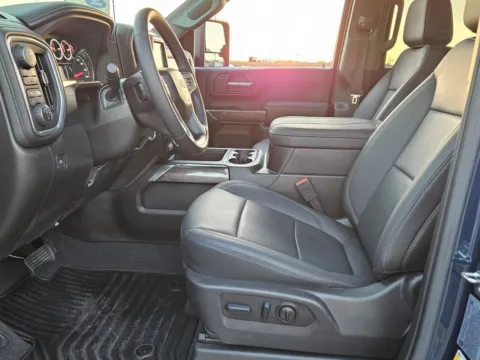 More photos of 2023 Chevrolet Silverado 2500HD LTZ at Brannen Motor Company, GA