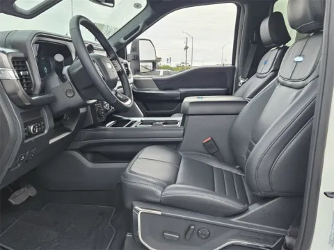 More photos of 2026 Ford Super Duty F-250 SRW Platinum at Brannen Motor Company, GA