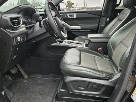 More photos of 2022 Ford Explorer Timberline at Brannen Chevrolet, GA