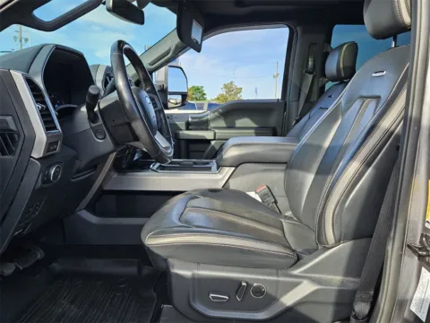 More photos of 2022 Ford Super Duty F-450 DRW Platinum at Brannen Chevrolet, GA