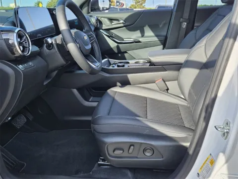 More photos of 2026 Chevrolet Equinox LT at Brannen Chevrolet, GA