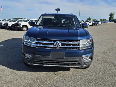 Photos of 2019 Volkswagen Atlas 3.6L V6 SEL Premium for sale in Unadilla, GA at Brannen Chevrolet