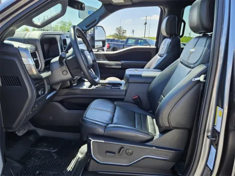 More photos of 2024 Ford F-250SD Platinum at Brannen Chevrolet, GA
