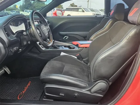 More photos of 2022 Dodge Challenger R/T at Brannen Chevrolet, GA