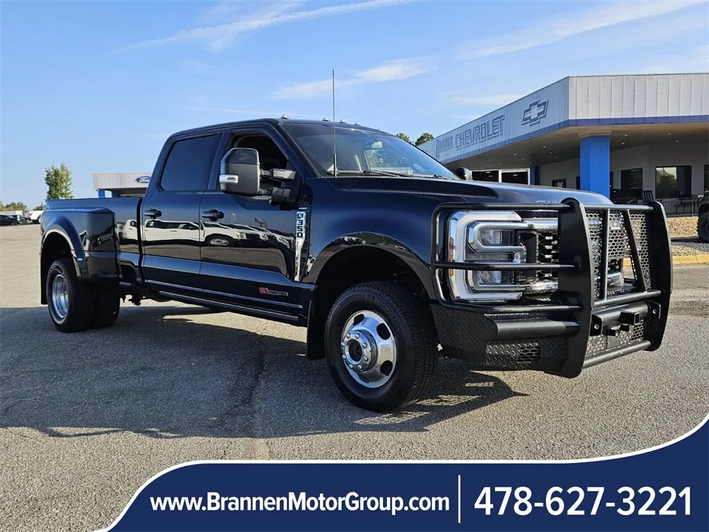 Blue 2024 Ford Super Duty F-350 DRW LARIAT for sale in Unadilla, GA