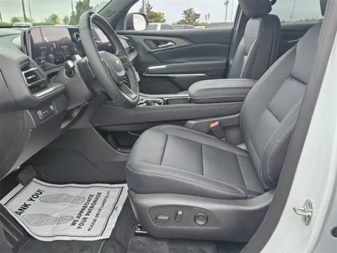 More photos of 2026 Chevrolet Traverse FWD LT at Brannen Chevrolet, GA