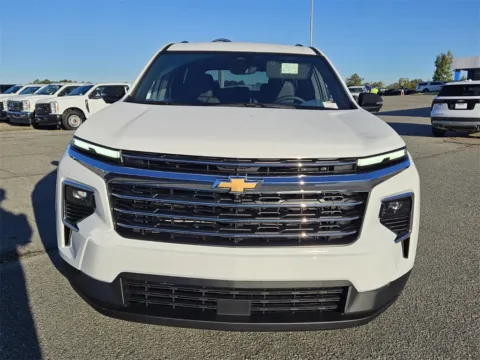 Photos of 2026 Chevrolet Traverse FWD LT for sale in Unadilla, GA at Brannen Chevrolet