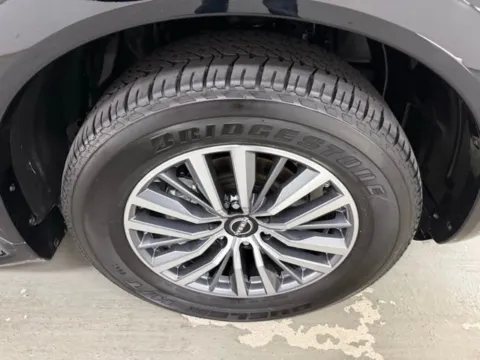 More photos of 2024 Nissan Armada SL at Woody Folsom Nissan of Baxley, GA