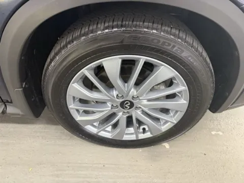 More photos of 2024 INFINITI QX50 LUXE at Woody Folsom Nissan of Baxley, GA