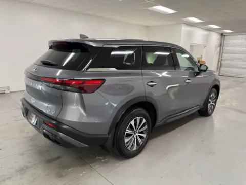 More photos of 2025 INFINITI QX60 PURE at Woody Folsom Nissan of Baxley, GA