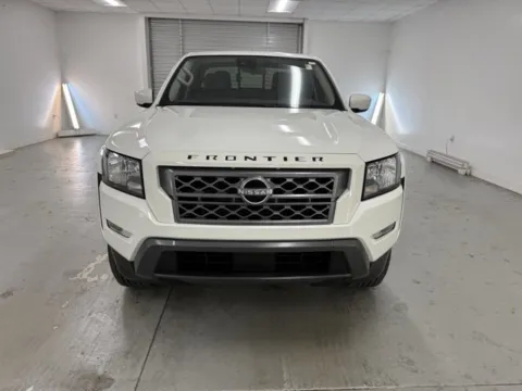 Photos of 2023 Nissan Frontier SV for sale in Baxley, GA at Woody Folsom Nissan of Baxley