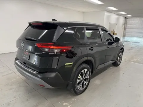 More photos of 2022 Nissan Rogue SV at Woody Folsom Nissan of Baxley, GA