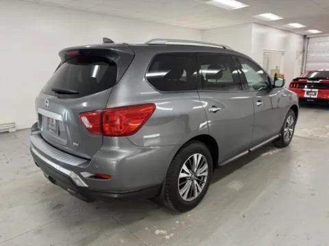 More photos of 2020 Nissan Pathfinder SV at Woody Folsom Nissan of Baxley, GA