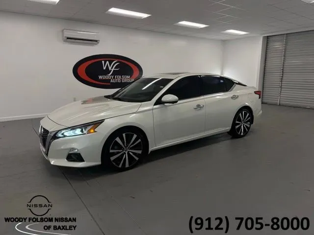 White 2020 Nissan Altima 2.5 Platinum for sale in Baxley, GA