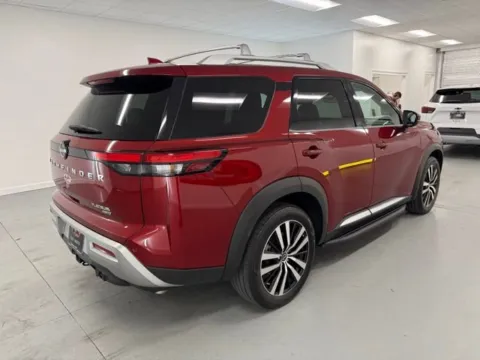 More photos of 2023 Nissan Pathfinder Platinum at Woody Folsom Nissan of Baxley, GA