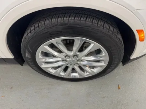 More photos of 2019 Cadillac XT5 Platinum AWD at Woody Folsom Nissan of Baxley, GA