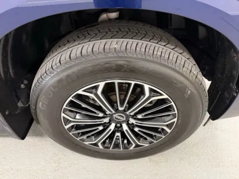 More photos of 2025 Nissan Armada SL at Woody Folsom Nissan of Baxley, GA