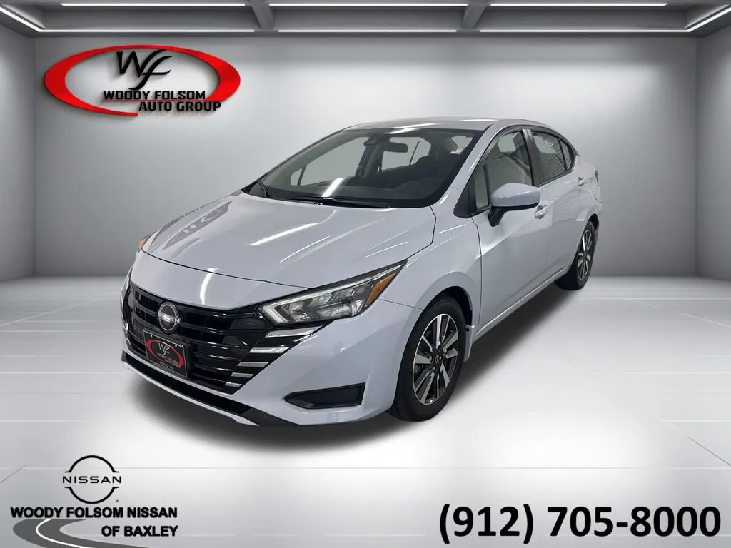 2025 Nissan Versa 1.6 SV CVT's photo