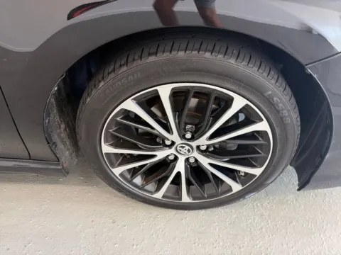 More photos of 2018 Toyota Camry SE at Woody Folsom Nissan of Baxley, GA