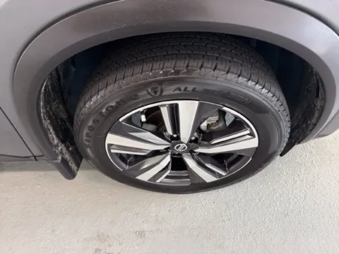 More photos of 2021 Nissan Rogue SL at Woody Folsom Nissan of Baxley, GA