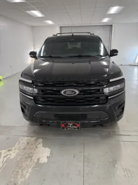Photos of 2022 Ford Expedition Limited for sale in Baxley, GA at Woody Folsom Nissan of Baxley