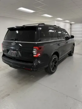 More photos of 2022 Ford Expedition Limited at Woody Folsom Nissan of Baxley, GA