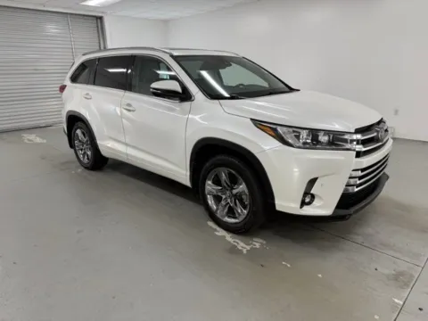 Another view of 2019 Toyota Highlander Limited Platinum for sale in Baxley, GA at Woody Folsom Nissan of Baxley