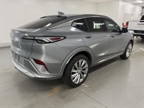 More photos of 2025 Buick Envista Avenir at Woody Folsom Nissan of Baxley, GA
