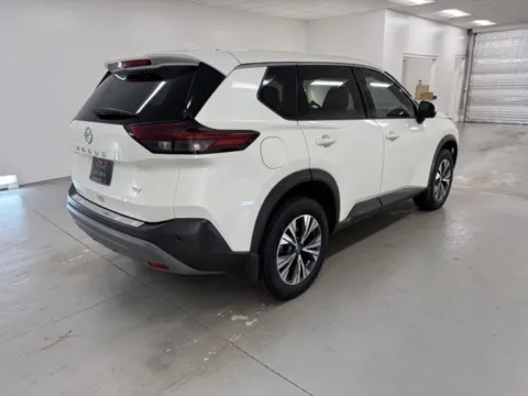 More photos of 2021 Nissan Rogue SV at Woody Folsom Nissan of Baxley, GA