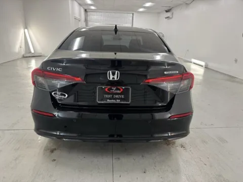 More photos of 2024 Honda Civic Sedan Touring at Woody Folsom Nissan of Baxley, GA