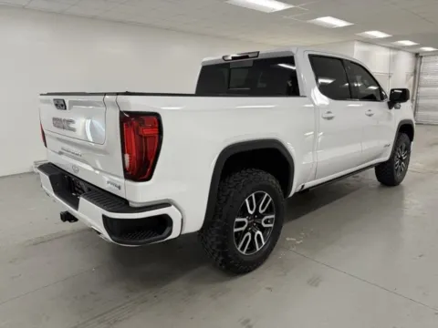 More photos of 2022 GMC Sierra 1500 AT4 at Woody Folsom Nissan of Baxley, GA