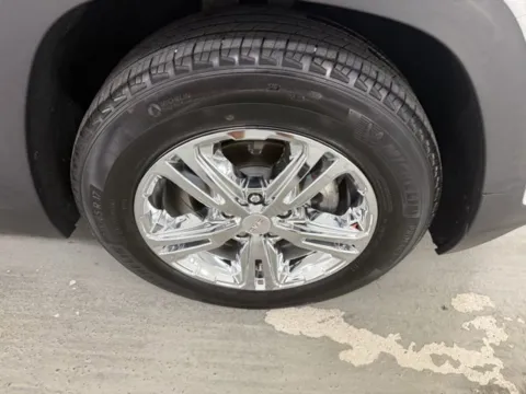More photos of 2022 GMC Terrain SLE at Woody Folsom Nissan of Baxley, GA