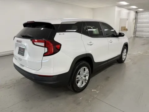 More photos of 2022 GMC Terrain SLE at Woody Folsom Nissan of Baxley, GA