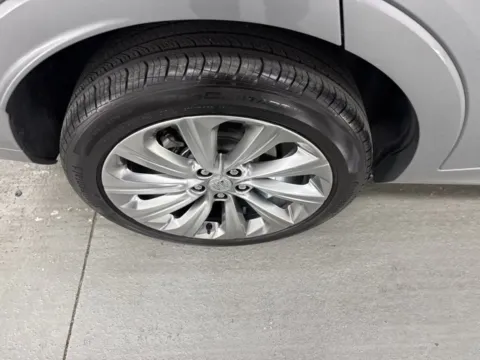 More photos of 2024 Buick Envista Avenir at Woody Folsom Nissan of Baxley, GA