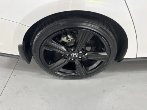 More photos of 2023 Honda Accord Hybrid Sport-L at Woody Folsom Nissan of Baxley, GA