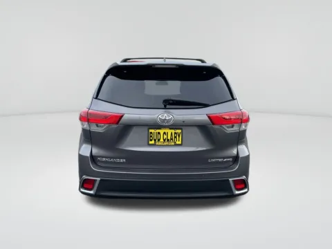 More photos of 2018 Toyota Highlander Limited Platinum at Toyota of Yakima, WA
