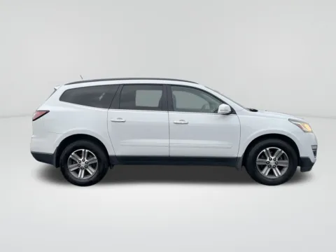 Photos of 2017 Chevrolet Traverse 2LT for sale in Union Gap, WA at Toyota of Yakima