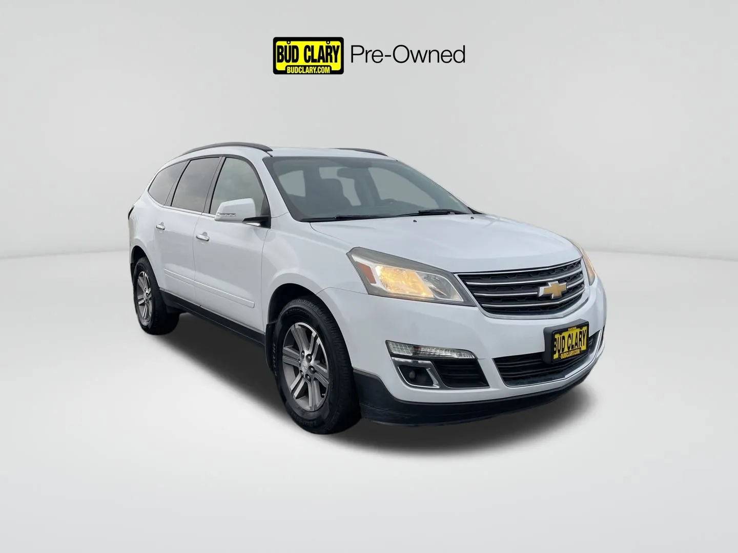 White 2017 Chevrolet Traverse 2LT for sale in Union Gap, WA