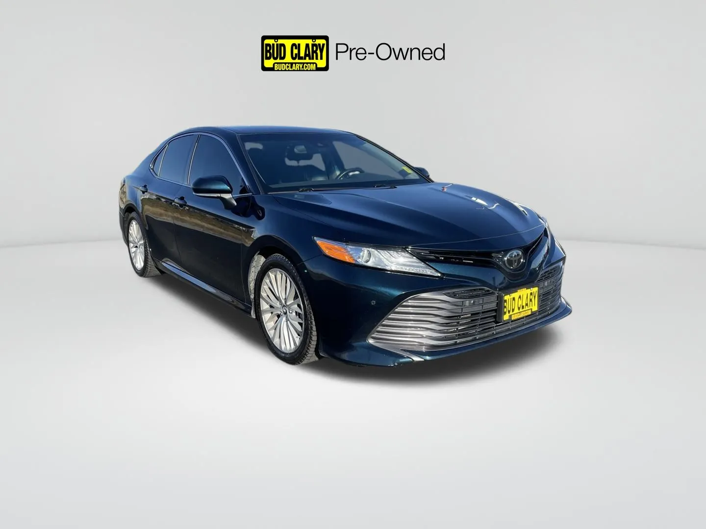 Green 2018 Toyota Camry XLE for sale in Union Gap, WA