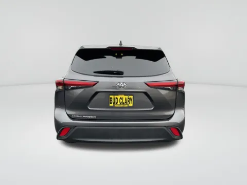 More photos of 2023 Toyota Highlander LE at Toyota of Yakima, WA