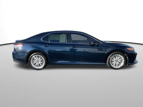 Photos of 2018 Toyota Camry XLE for sale in Union Gap, WA at Toyota of Yakima