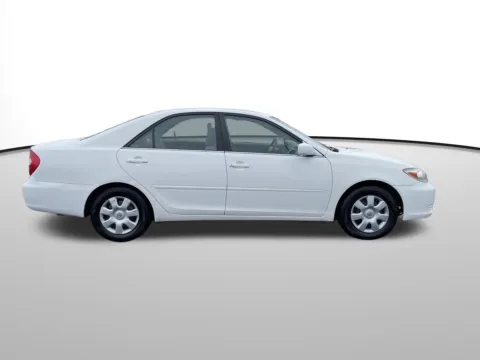 Photos of 2002 Toyota Camry LE for sale in Union Gap, WA at Toyota of Yakima