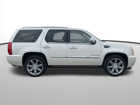 Photos of 2012 Cadillac Escalade Luxury for sale in Union Gap, WA at Toyota of Yakima