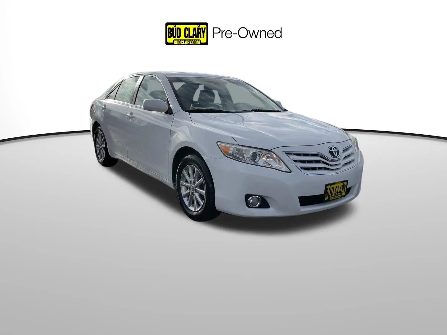 White 2011 Toyota Camry XLE for sale in Union Gap, WA