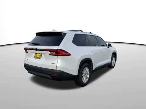 Another view of 2024 Toyota Grand Highlander Hybrid XLE for sale in Union Gap, WA at Toyota of Yakima