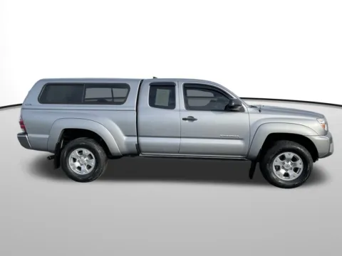 Photos of 2014 Toyota Tacoma PreRunner for sale in Union Gap, WA at Bud Clary Toyota of Yakima